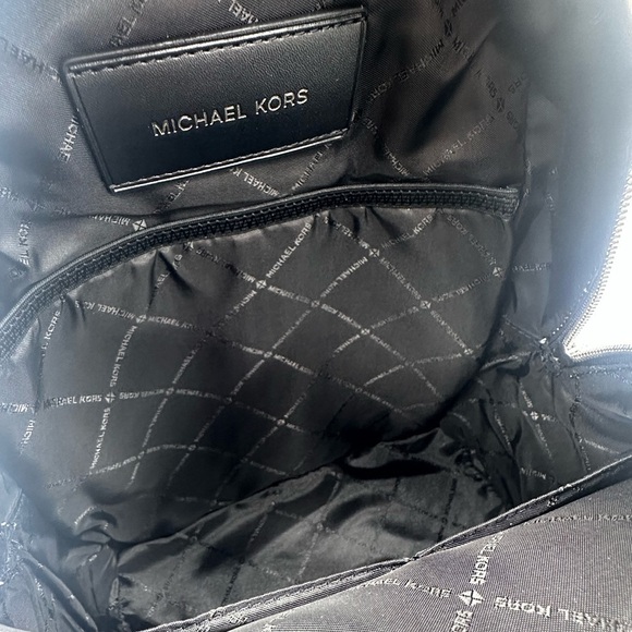 Michael Kors Cooper Commuter Medium Sling Bag Backpack MK Rainbow Optic White - Picture 12 of 14